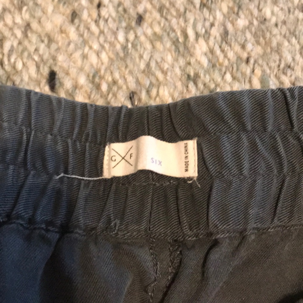 Joggers - Picture 3 of 5